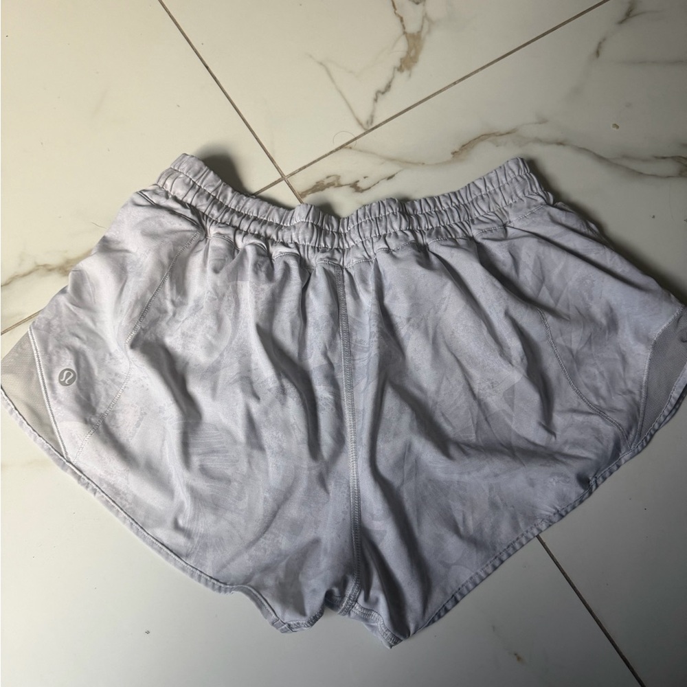 lululemon athletica White Women's Running Shorts - Picture 1 of 9
